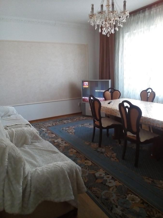 Apartament Kaldyakova Astana Zewnętrze zdjęcie